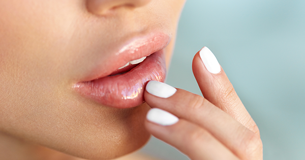 Top 5 tips to healthy lips